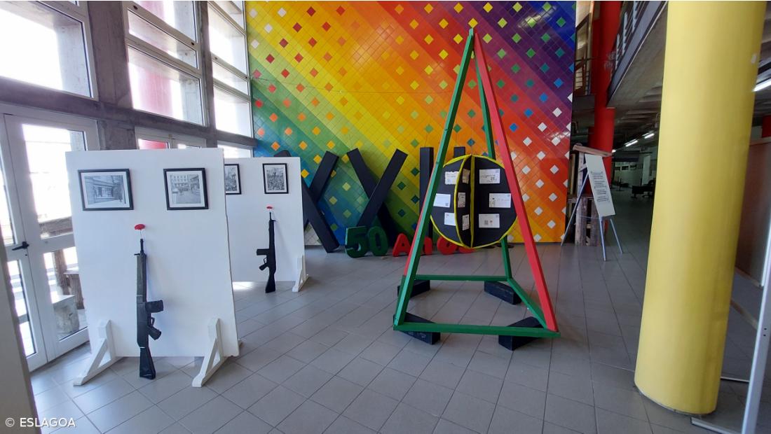 Fotografias e Bandeira Nacional cinquentenária em Exposição – Imagem 6