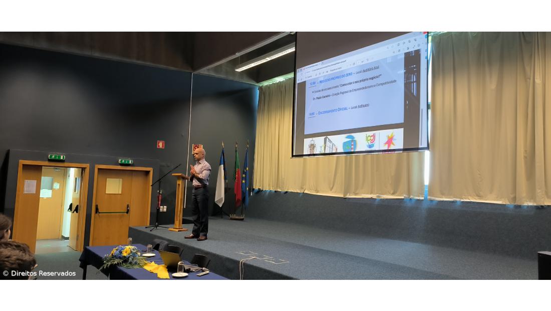 Feira da Empregabilidade, Formação e Educação na EBI de Ponta Garça – Imagem 2