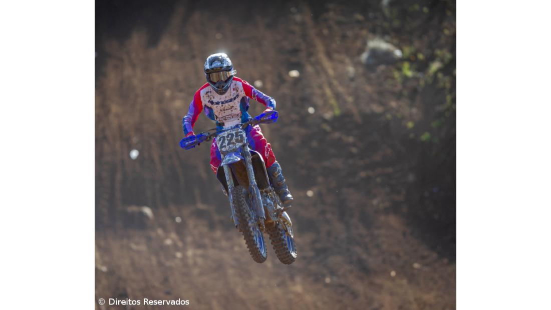 Henrique Benevides lidera destacado o Regional Açores