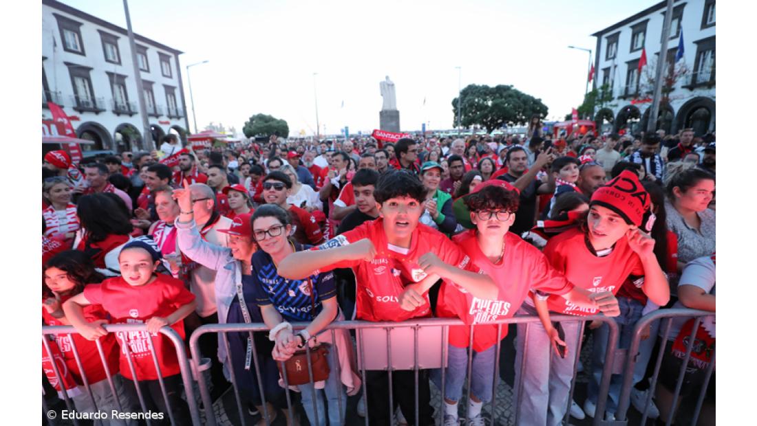 Santa Clara festeja nas Portas da Cidade o título de campeão da II Liga – Imagem 2