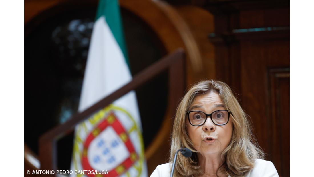 Ministra saberá "interpretar resultados" dos inquéritos às mortes do INEM