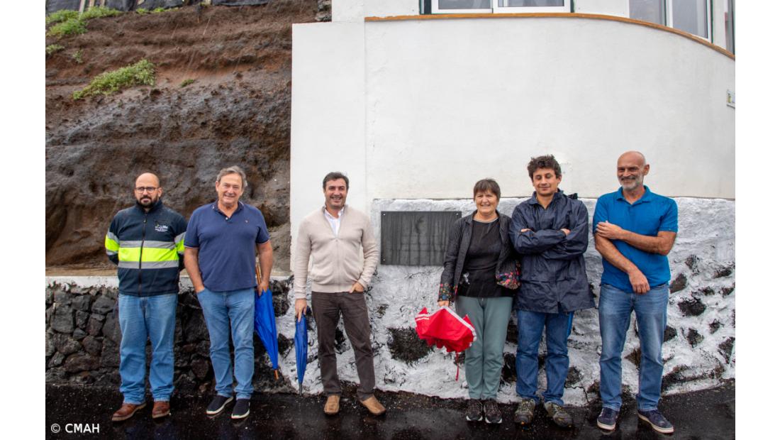 Inaugurada repavimentação no acesso ao porto de pescas do Porto Judeu