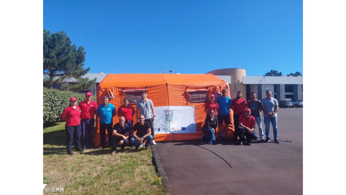 Autarquia da Madalena adquire cinco tendas de campanha