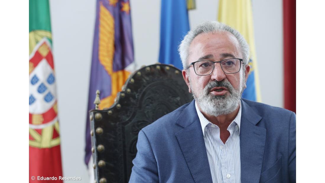 PDM da Vila quer alterar construção em quintas e junto ao mar