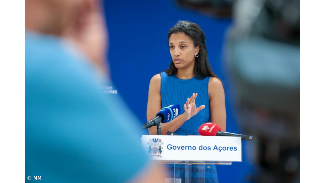 Governo Regional entregou cinco viaturas elétricas ao setor social