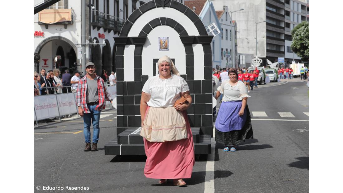 Tradição e partilha unidas na celebração do Espírito Santo – Imagem 3