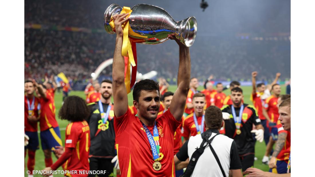 UEFA investiga cânticos de Morata e Rodri nos festejos do título europeu