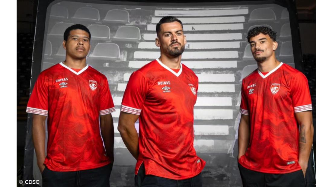 Santa Clara mostra “a nova pele” com o novo emblema 