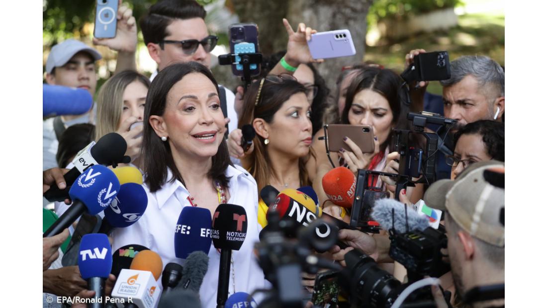 Oposição responsabiliza Maduro por crise após envio de tropas dos EUA