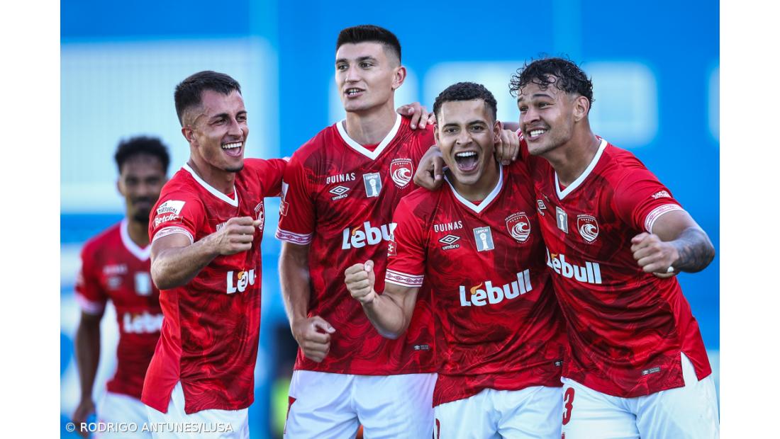 Santa Clara regressa à I Liga com triunfo na visita ao Estoril Praia – Imagem 2