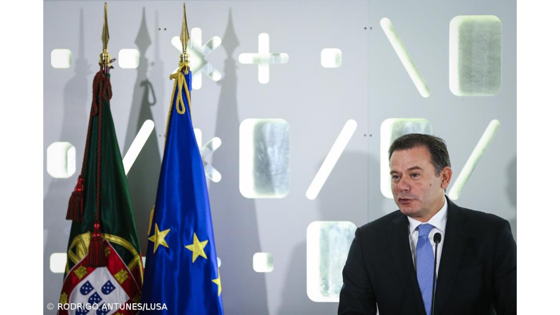 PM disponível para “aproximar posições” ao PS mas avisa que aprovação “não é favor ao Governo” 