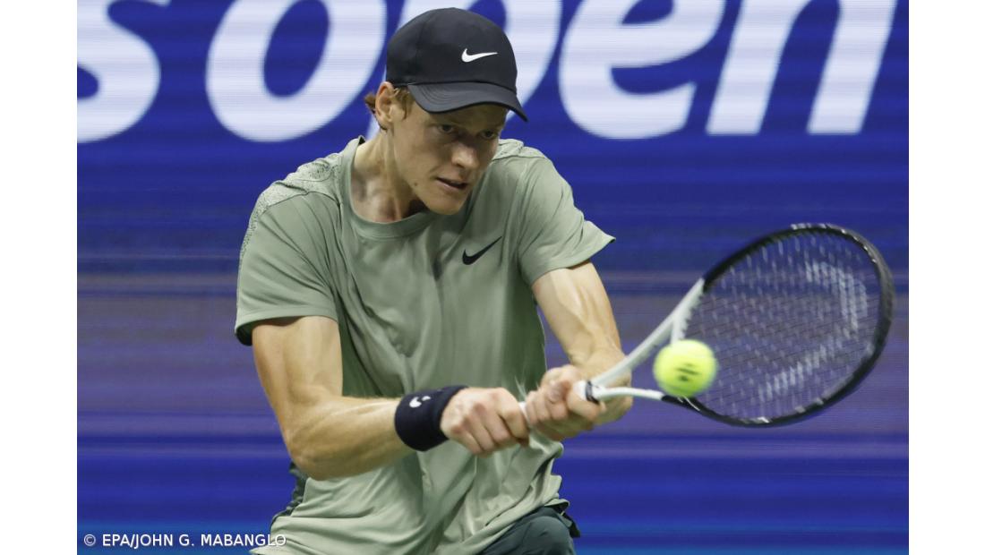 Jannik Sinner e Taylor Fritz entram com vitórias nas ATP Finals