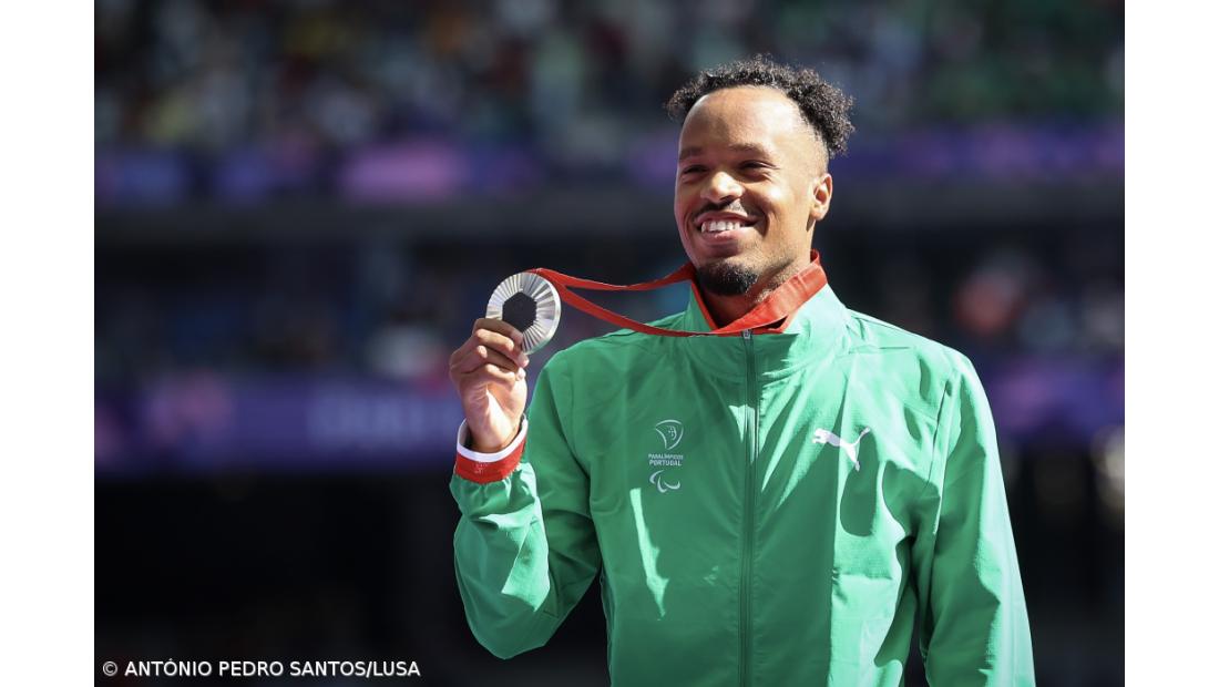 Sandro Baessa dá quinta medalha a Portugal com prata nos 1.500 metros – Imagem 2