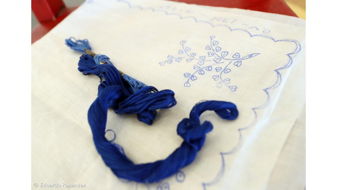 Atividade da Fábrica de Bordados Mário dos Reis Rodrigo em exposição – Imagem 2