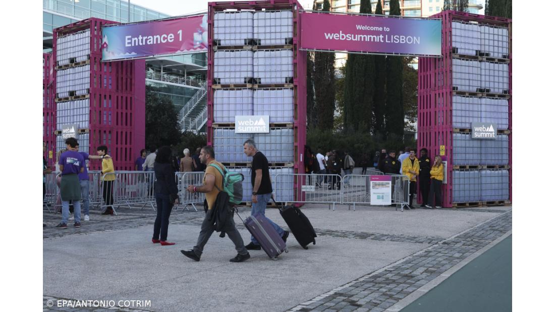 'Cimeira' tecnológica "está oficialmente esgotada"