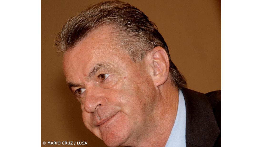 Hitzfeld preocupado com onda de lesões no Bayern de Munique