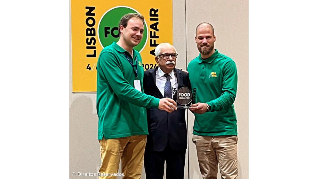 Sidra de banana, conservas de peixe fumado ou mel são algumas das produções de Tibério Barbeito – Imagem 2