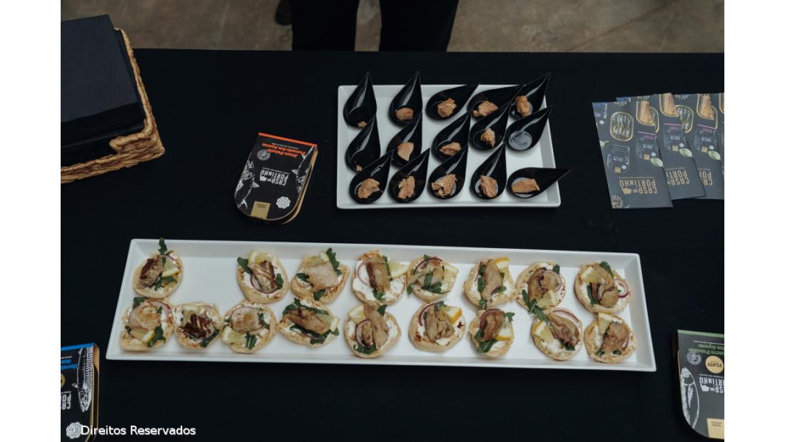 Sidra de banana, conservas de peixe fumado ou mel são algumas das produções de Tibério Barbeito – Imagem 5