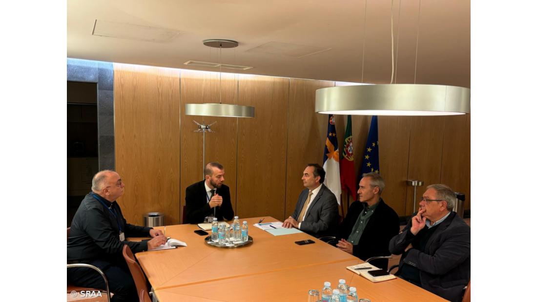 Pontos de Entrada de Viajantes em todas as marinas da Região