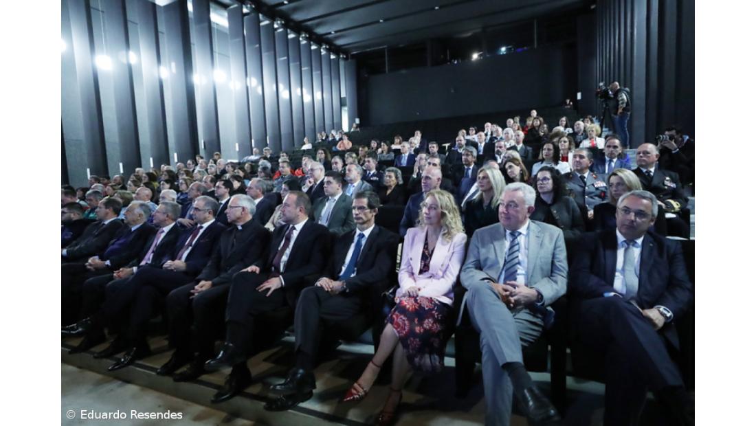 Laborinho Lúcio distinguido pela UAc com Honoris Causa – Imagem 2