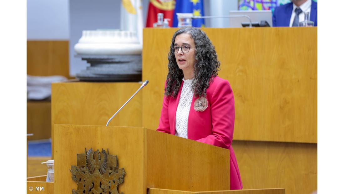 Governo açoriano garante aumento de verbas para educação mas oposição aponta carências