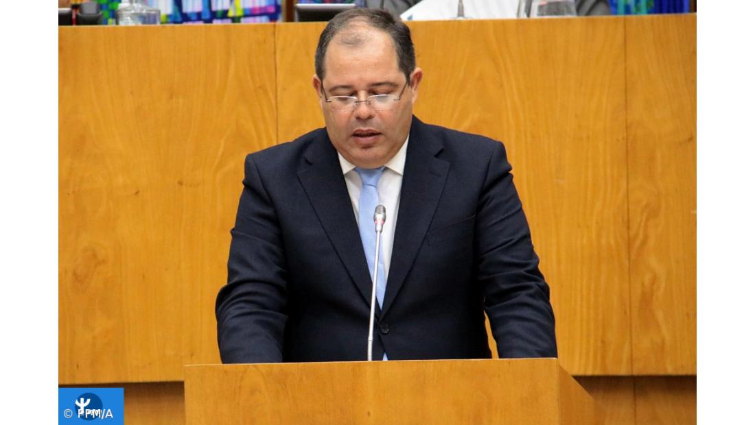 Deputado do PPM substituído apesar de possível impedimento