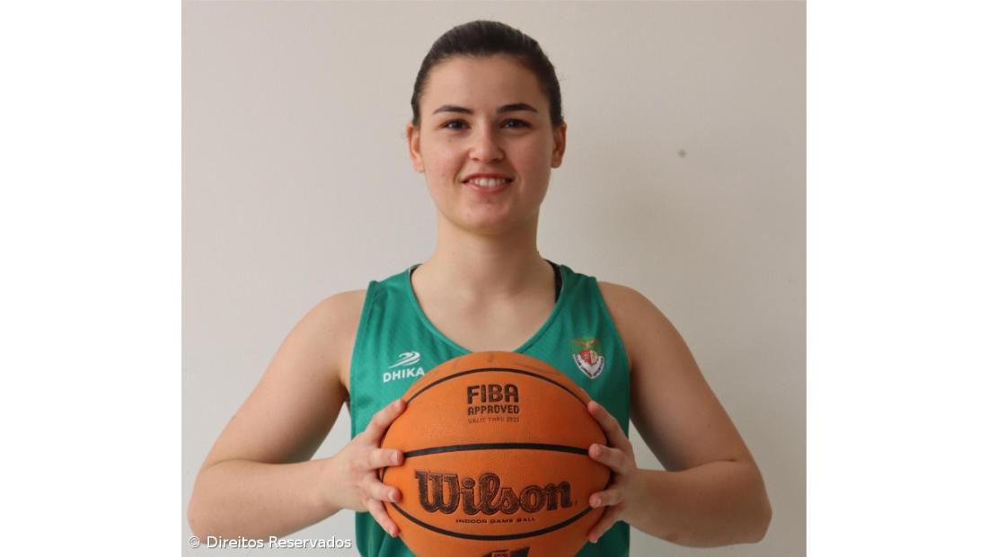 União Sportiva reforça o plantel com a base Adriana Martins