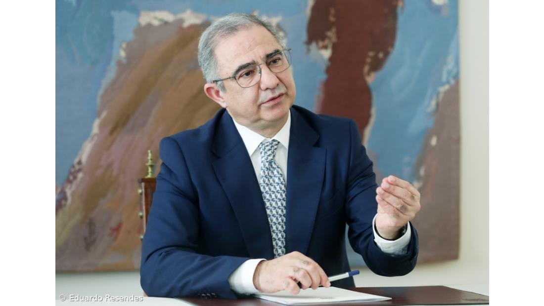 Bolieiro confia que mercado vai ajustar-se ao teto máximo do subsídio de mobilidade 