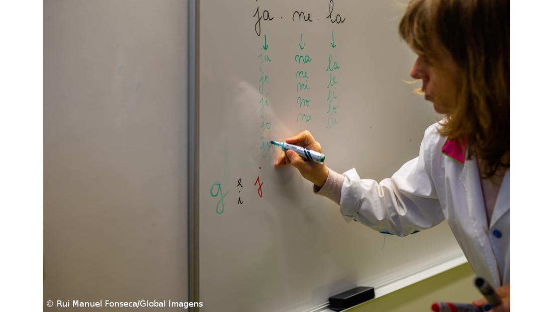 Movimento de professores pede ao Governo investimento sem adiamentos
