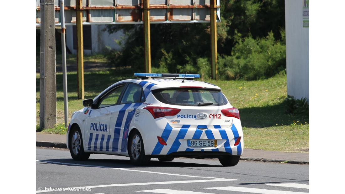 Prisão preventiva para suspeito de tráfico de droga a partir de moradia na Ribeira Grande