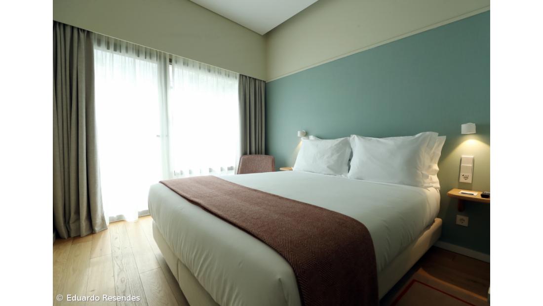 Açores registam segunda redução homóloga consecutiva de dormidas turísticas em outubro