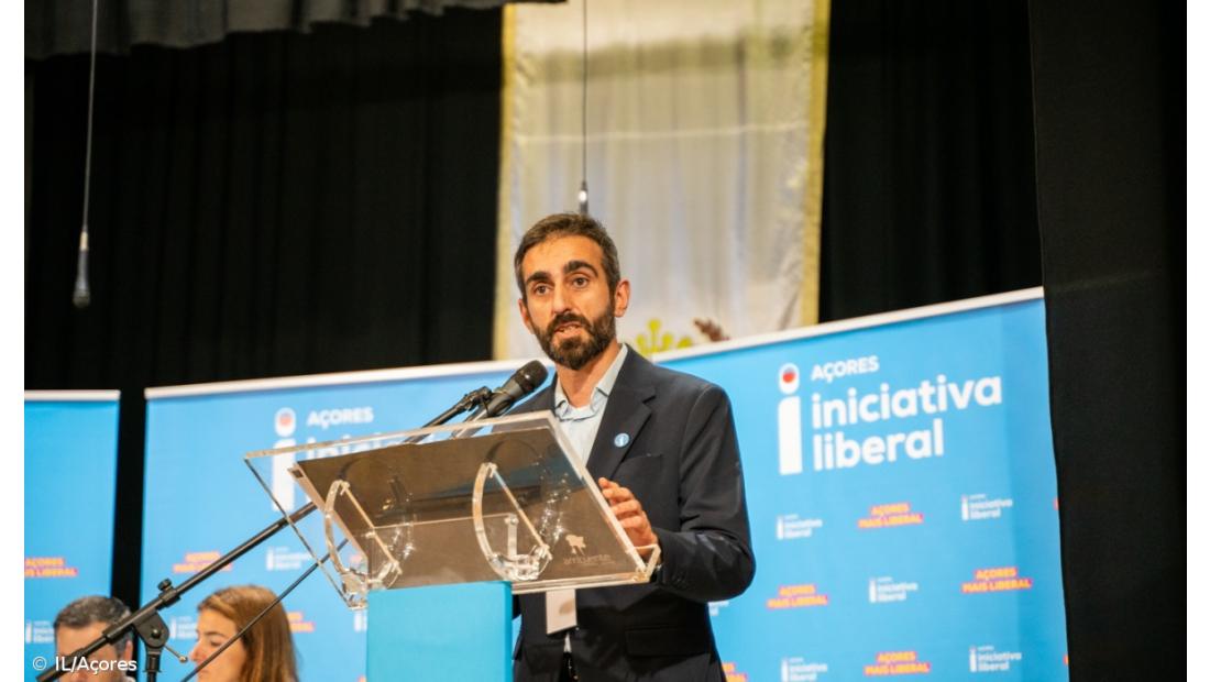 "A República tem falhado com os Açores”