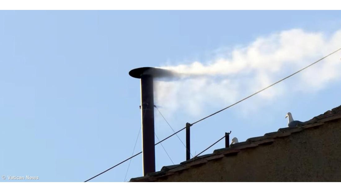 Fumo branco no Vaticano, novo Papa eleito