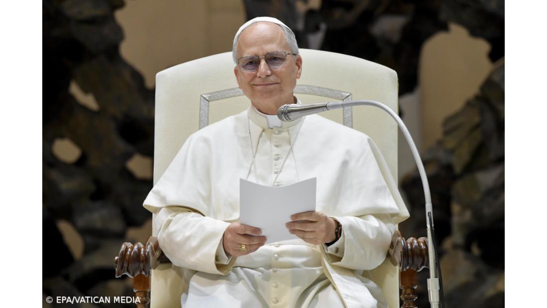 Papa pede a 'secretas' que não persigam políticos e jornalistas ou religiosos