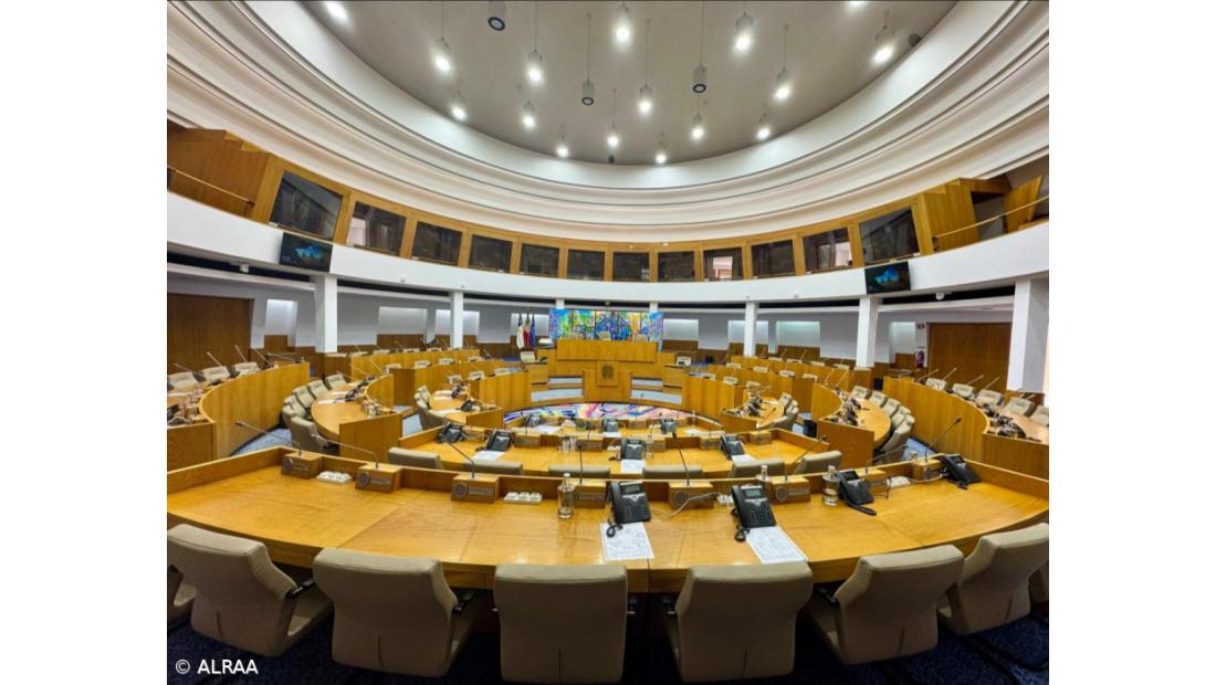 Parlamento dos Açores recua no diploma sobre apoios à comunicação social