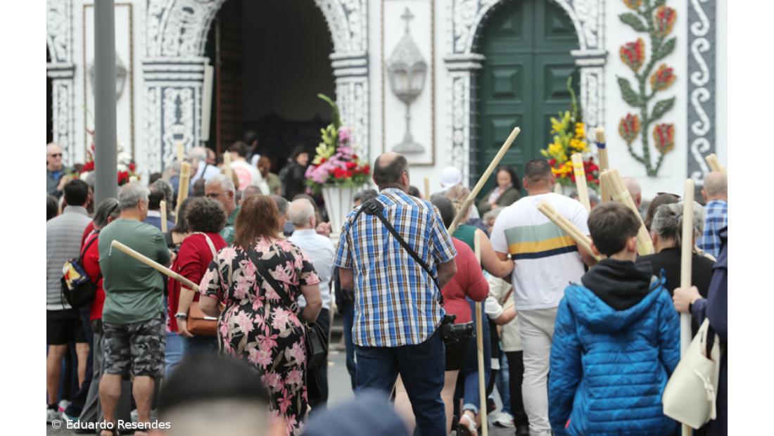 Peregrinos percorrem Campo de São Francisco de joelhos movidos pela fé que "apaga a dor" (Com Fotos) – Imagem 10