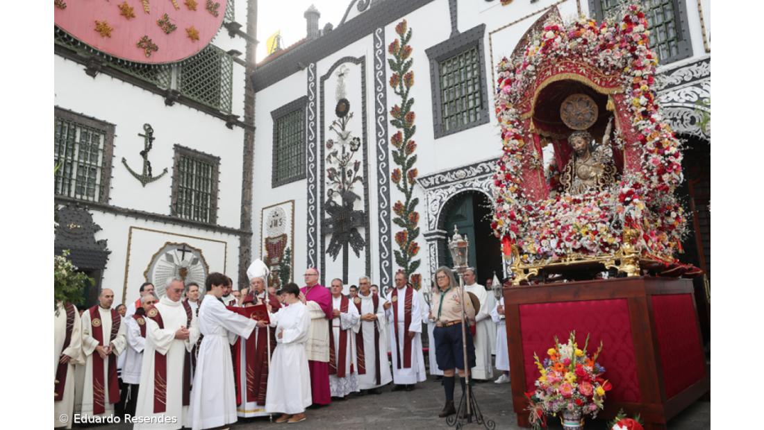 Mudança da Imagem do Senhor Santo Cristo (Com Fotos) – Imagem 11