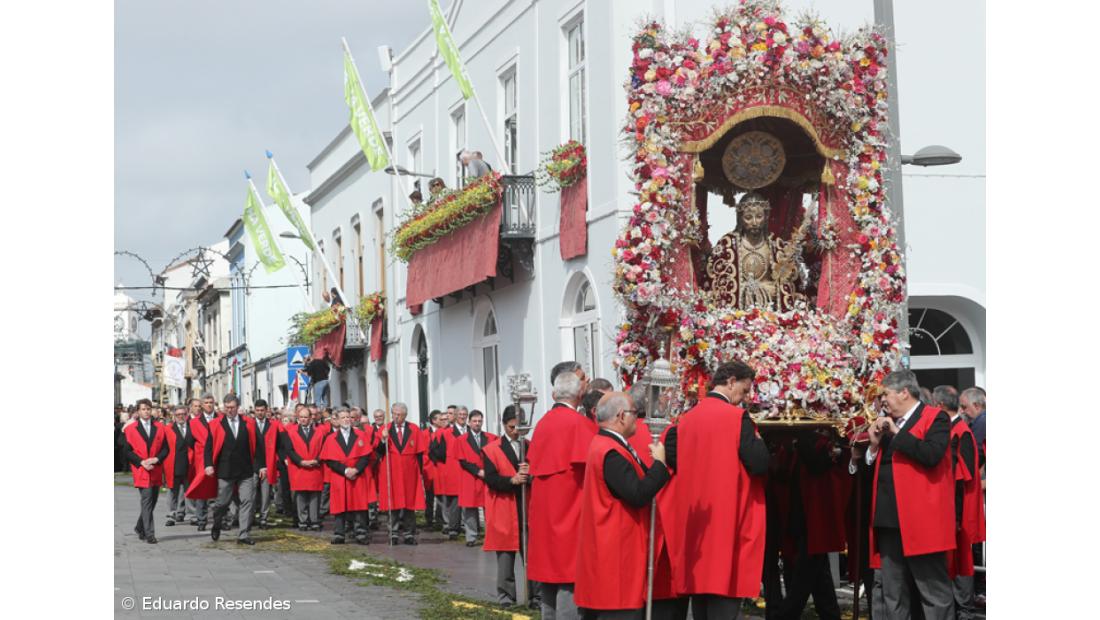 Mudança da Imagem do Senhor Santo Cristo (Com Fotos) – Imagem 13