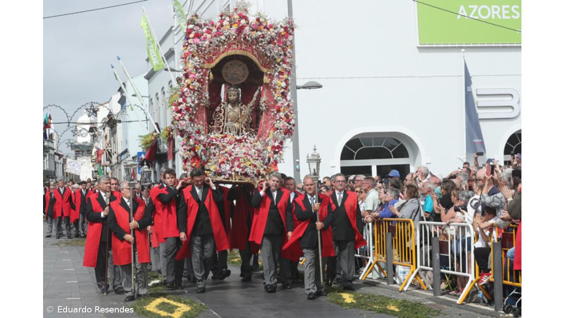 Mudança da Imagem do Senhor Santo Cristo (Com Fotos) – Imagem 14