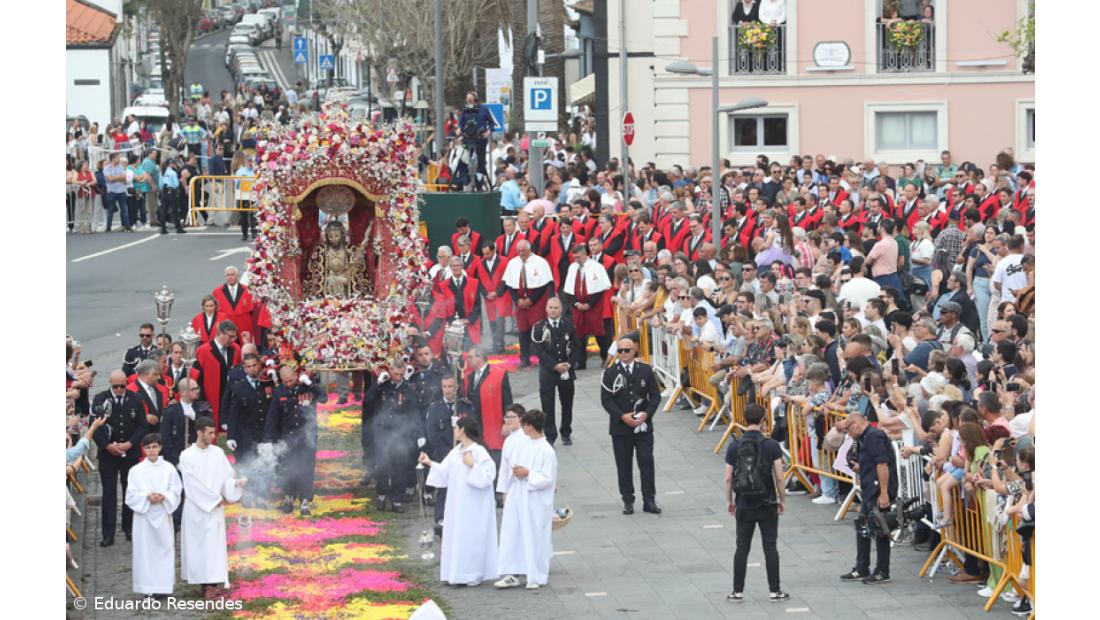 Fotogaleria da festa do Senhor Santo Cristo dos Milagres – Imagem 13