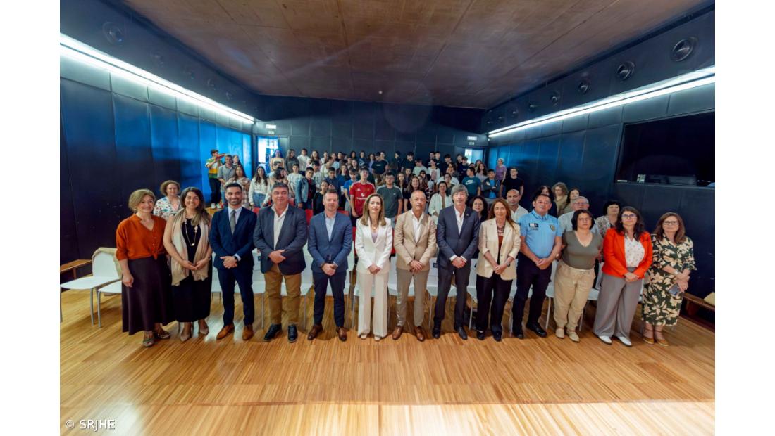 Jovens açorianos com novo programa de voluntariado na região