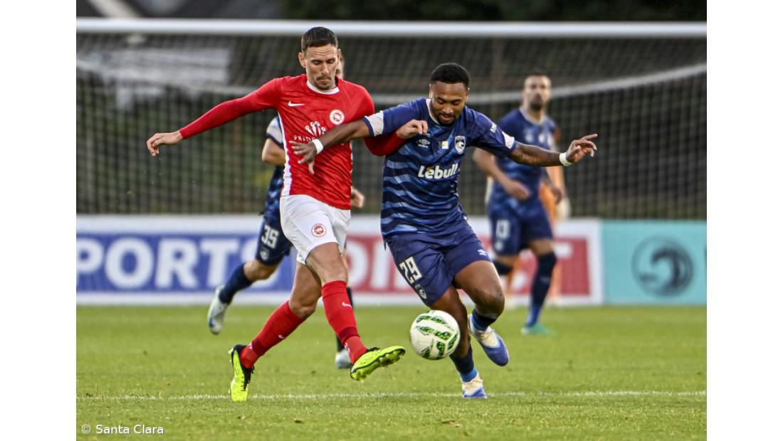 Santa Clara vence Larne FC por 3-0