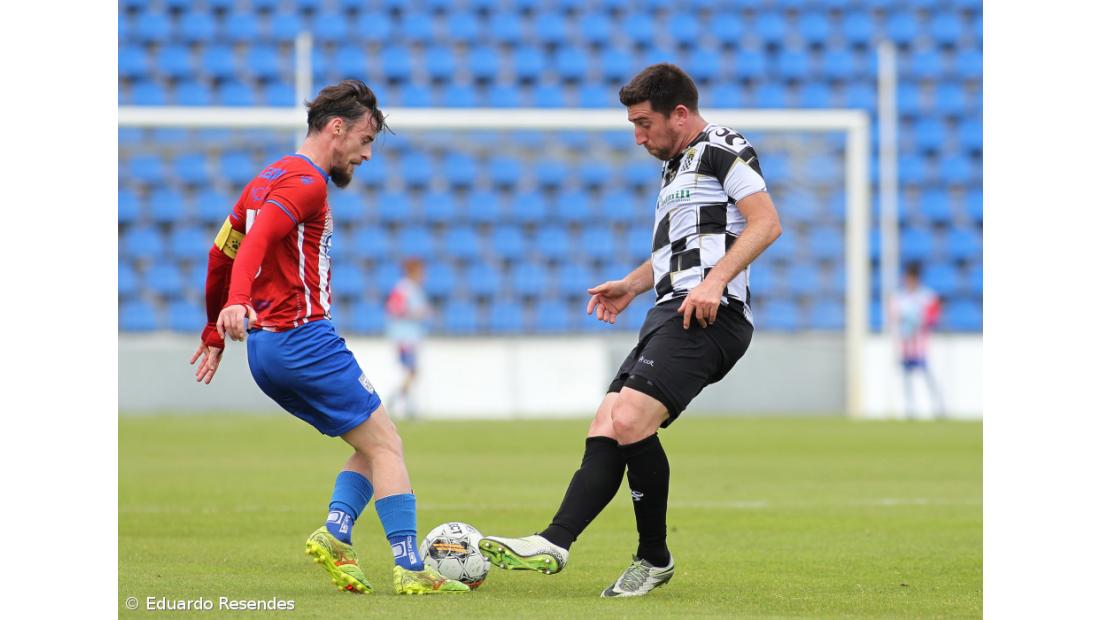 Operário isola-se na liderança do Campeonato de Futebol dos Açores