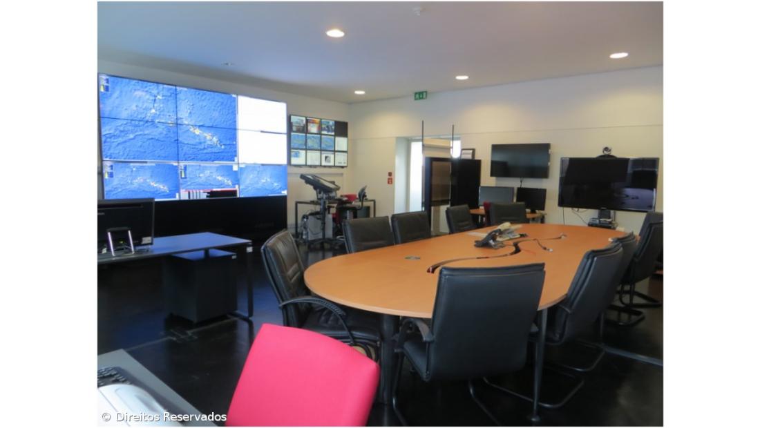 Dois sismos de magnitude 2,2 e 1,9 sentidos na ilha Terceira