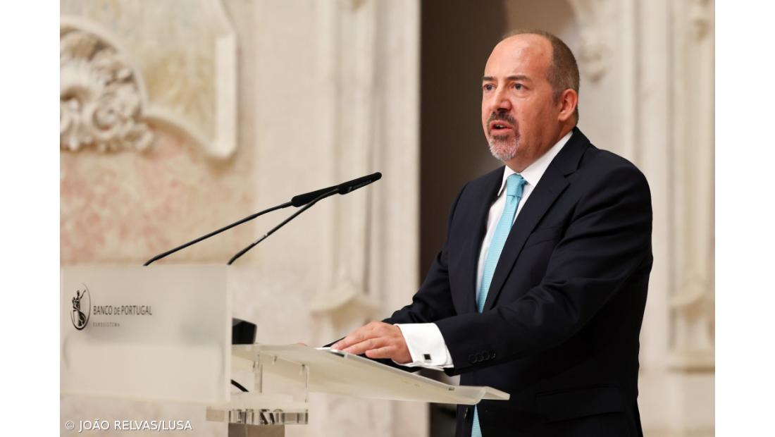 Banca tem de garantir suficientes caixas automáticas no país 