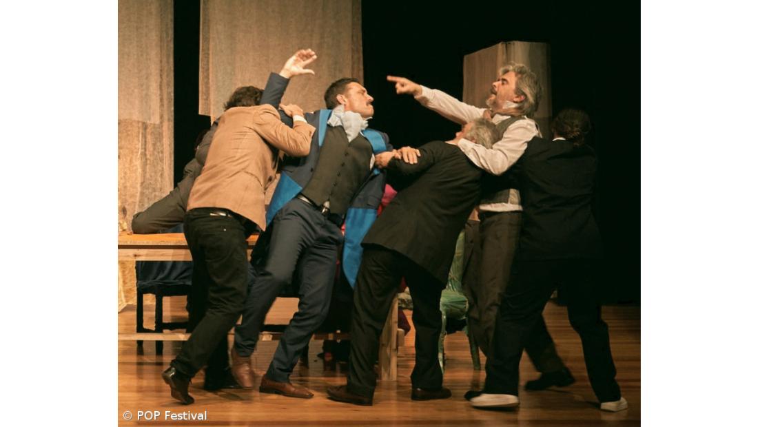 ‘Atos Únicos’ do Coletivo POP no Coliseu Micaelense