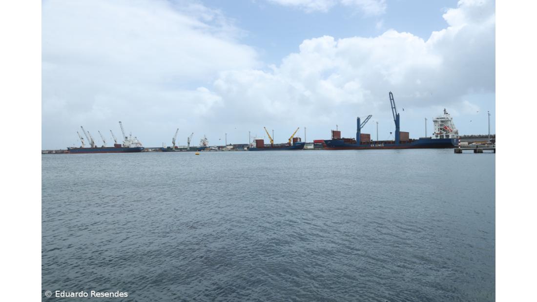 NRP Viana do Castelo dispara acidentalmente munição inerte no porto de Ponta Delgada