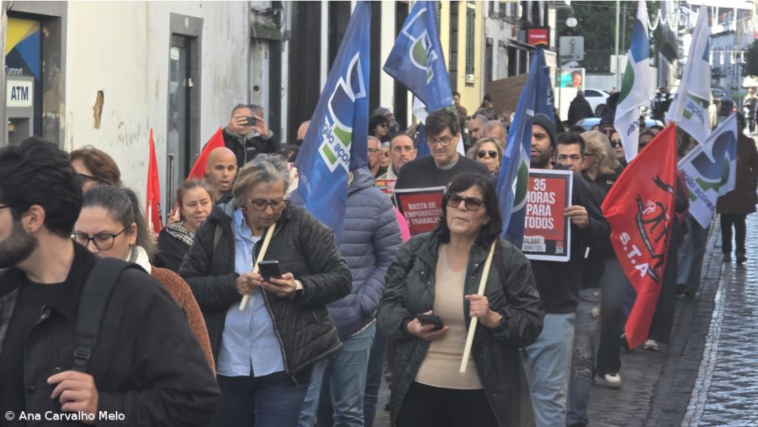 Greve geral contra revisão laboral junta centenas de trabalhadores em Ponta Delgada – Imagem 3
