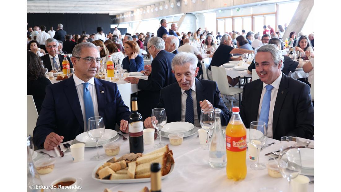 Sopas do Espírito Santo servidas em Ponta Delgada no Dia dos Açores comemoram a partilha – Imagem 2