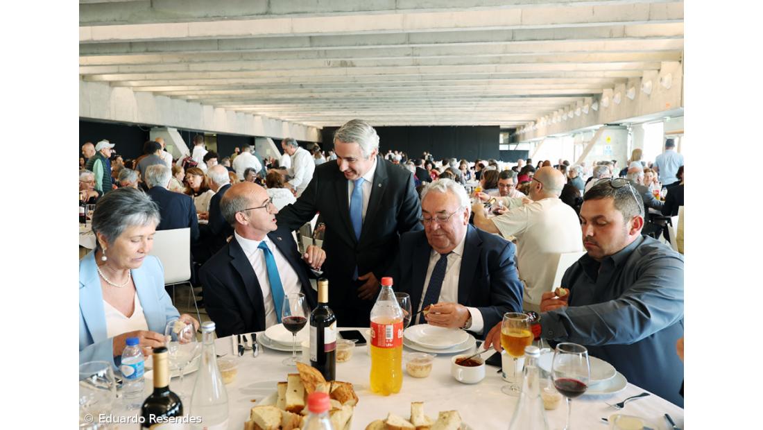 União à mesa com Sopas do Espírito Santo  – Imagem 20